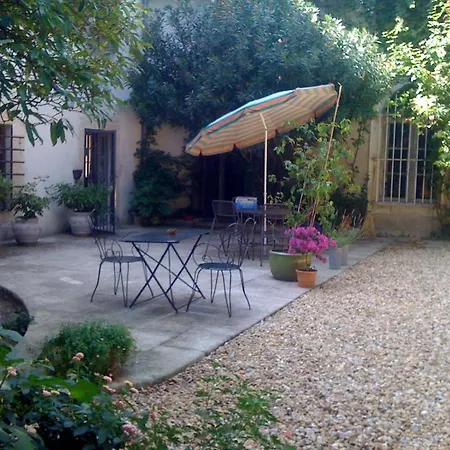 Maison D'hotes La Boca Bed & Breakfast *